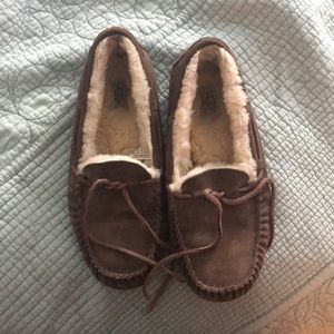 UGG slipper, brown
